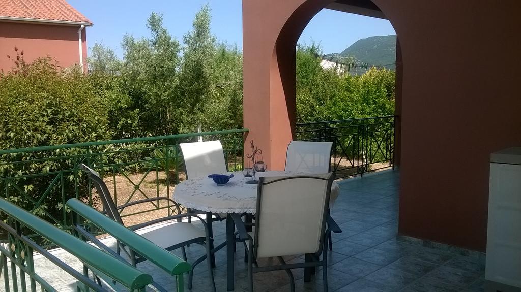 Villa Eleftheria Karavomylos Exterior photo